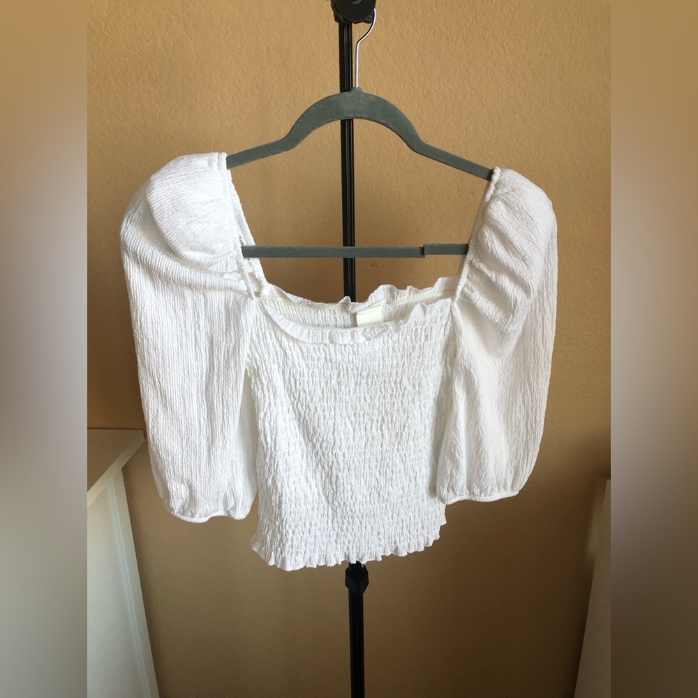 H&M puff sleeves crop blouse